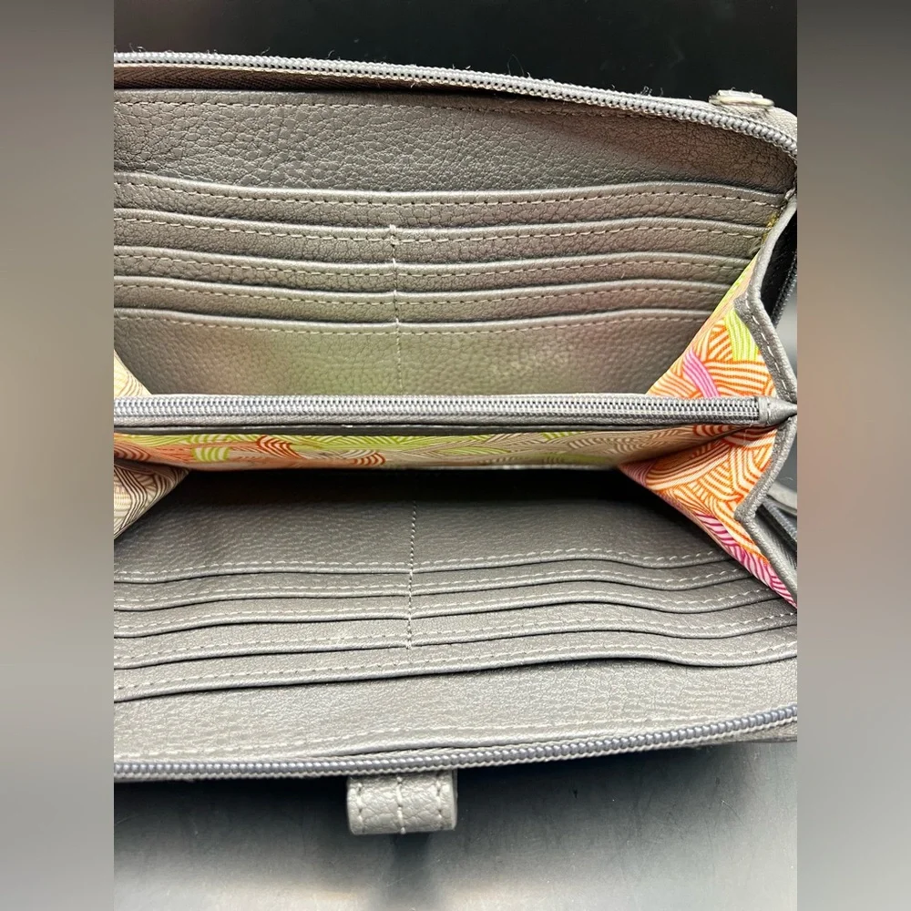The Sak‎ - Gray Studded Leather Wristlet- Pre- Owned